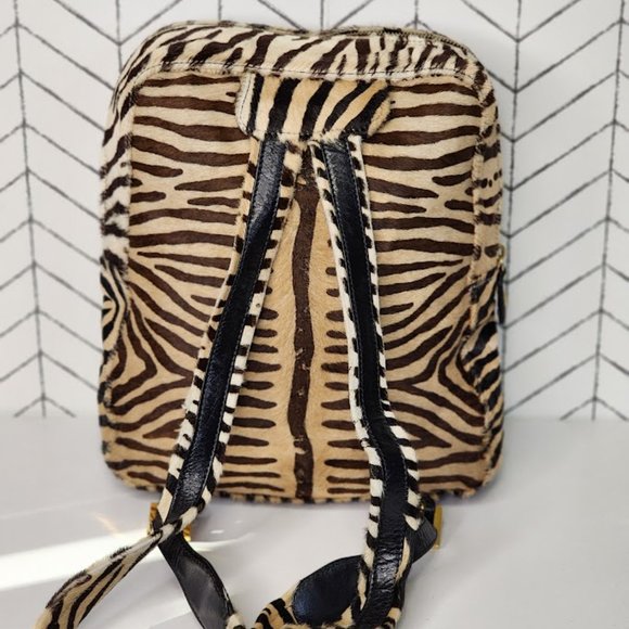 Fendi Mamma Baguette Animal Print and Calf Leather Backpack - Picture 4 of 15